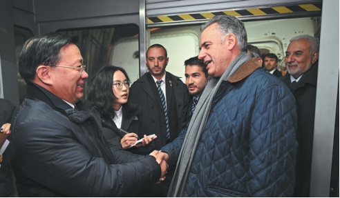 President of Uruguay begins visit to China